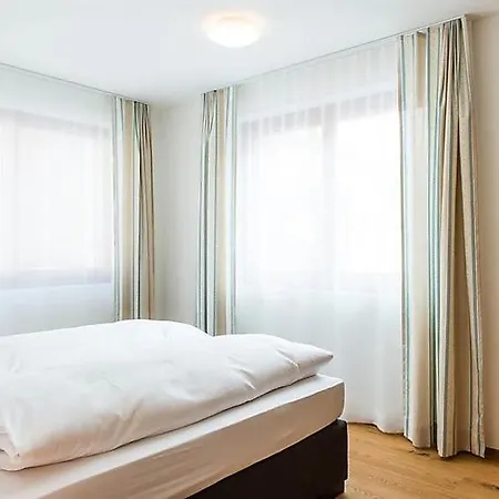 Sleeps 8 Wifi Appartement *